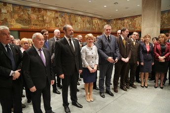 Alojz Kovšca, predsednik Državnega sveta, dr. Aleksandra Pivec, ministrica MKGP, mag. Dejan Židan, predsednik DZ, Boštjan Noč, predsednik ČZS na prvi obletnici razglasitve svetovnega dneva čebel, 2018<br>(Avtor: Milan Skledar)