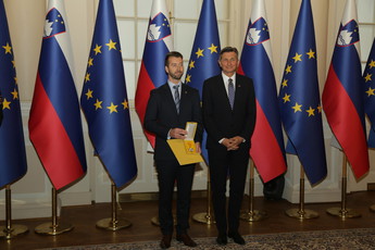 Roman Završek, predsednik Odvetniške zbornice Slovenije, Borut Pahor, predsenik Republike Slovenije na podelitvi odlikovanja predsednika Republike Slovenije Odvetniški zbornici Slovenije <br>(Avtor: Milan Skledar)