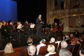 Alojz Kovšca, predsednik DS na stoletnici orkestra SNG Opera in balet<br>(Avtor: Milan Skledar)