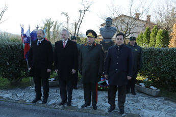 Slovesnost v počastitev stoletnice rojstva narodnega heroja Republike Azerbajdžan, Mihajla Mehdija Huseynzade<br>(Avtor: Milan Skledar)