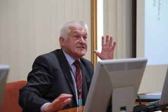 Dr. Jože Duhovnik<br>(Avtor: Milan Skledar)
