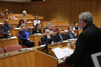 Dr. Ivan Žagar, vodja slovenske delegacije v Odboru regij na posvetu: Spoštovanje principa subsidiarnosti v Evropski uniji in Sloveniji<br>(Avtor: Milan Skledar)