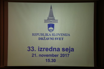 33. izredna seja DS<br>(Avtor: Milan Skledar)