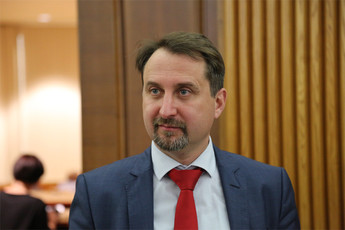 Mag. Igor Velov, državni svetnik<br>(Avtor: Milan Skledar)