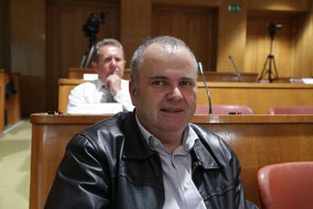 Samer Khalil, državni svetnik na 12. redni sej DS, VI. mandat<br>(Avtor: Milan Skledar)