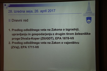 28. izredna seja DS<br>(Avtor: Milan Skledar)