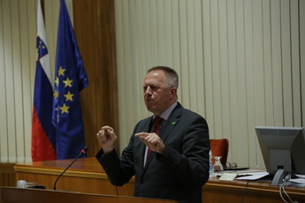 Zdravko počivalšek, minister za gospodarskji razvoj in tehnologijo<br>(Avtor: Milan Skledar)