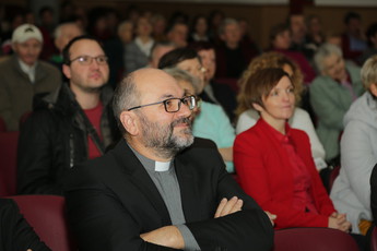 Alojz Benkovič, župnik z župnije Beltinci na slovesnosti ob 10. obletnici Doma Janka Škarbana, 23. 11. 2018 <br>(Avtor: Milan Skledar)