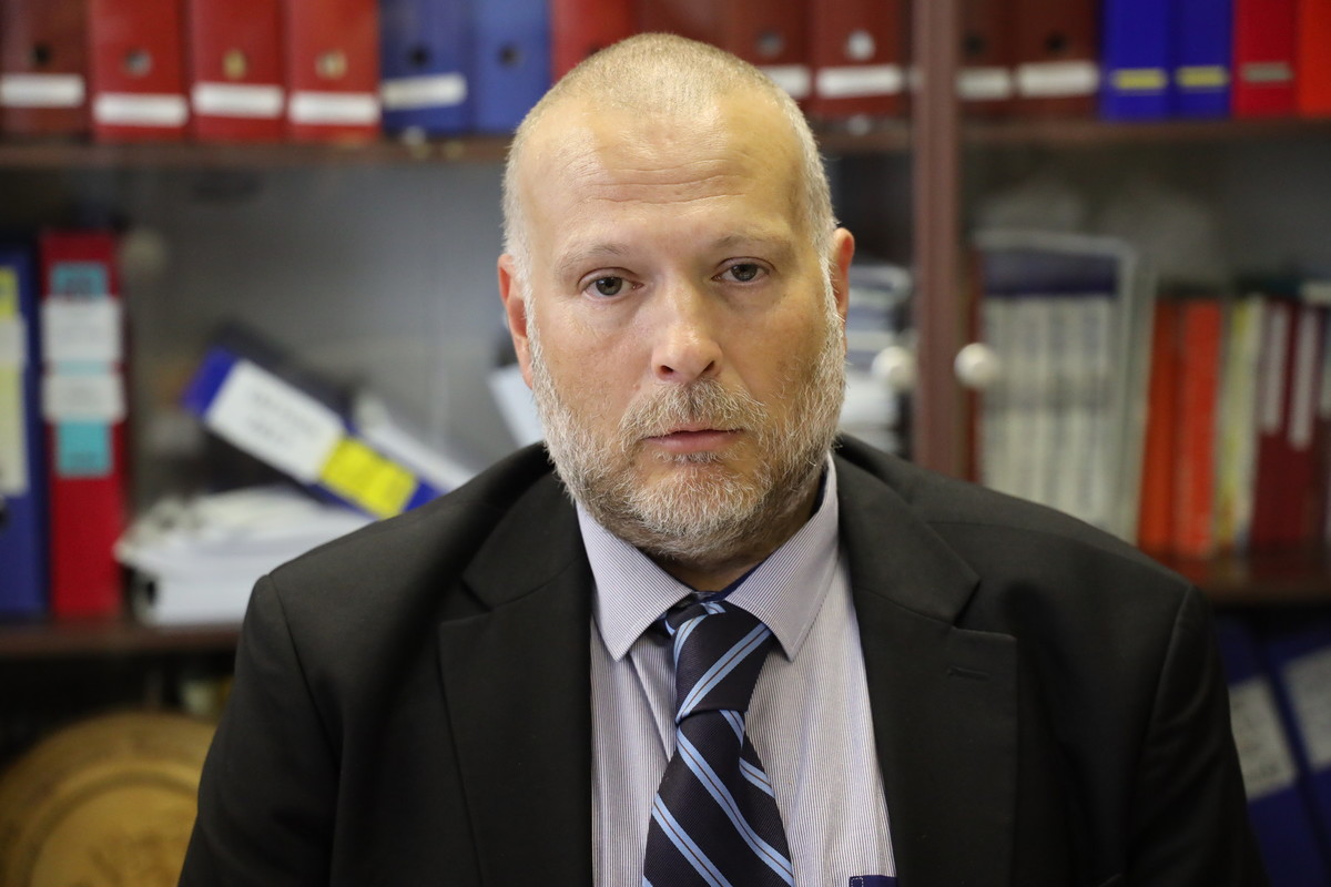 Mag. Gregor Kaplan, potomec slovenskih izgnancev in poznavalec tematike slovenskega izgnanstva<br>(Avtor: Milan Skledar)