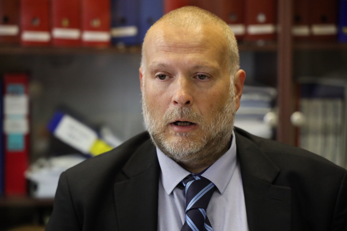 Mag. Gregor Kaplan, potomec slovenskih izgnancev in poznavalec tematike slovenskega izgnanstva<br>(Avtor: Milan Skledar)