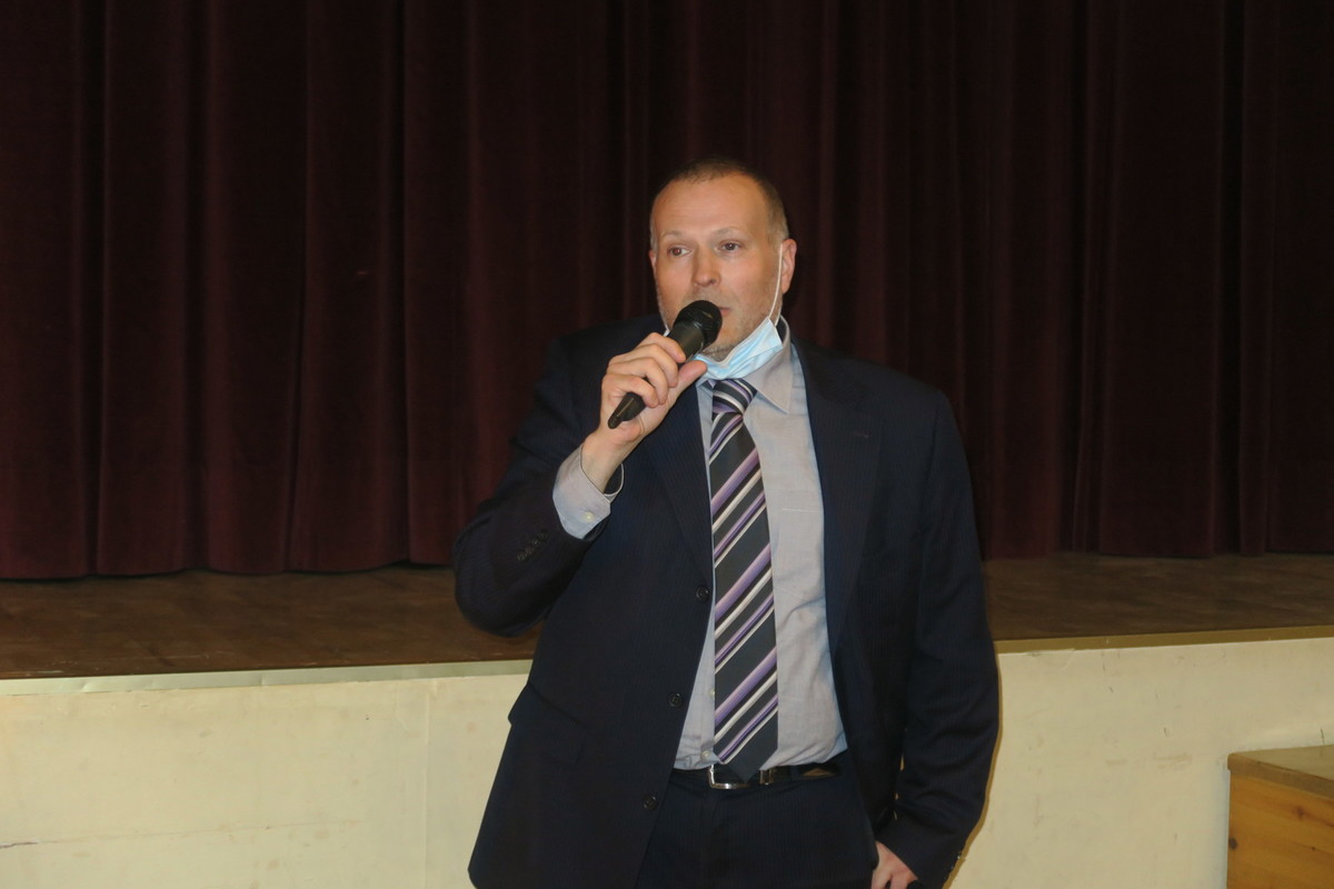 Mag. Gregor Kaplan, predsednik Mednarodnega odbora izgnancev in beguncev žrtev fašizma in nacizma v letih 1920 - 1945. Sestanek članov krajevnih organizacij Društva izgnancev Slovenije Bežigrad, Šiška in LJ-Moste-Polje, 2022<br>(Avtor: Milan Skledar)