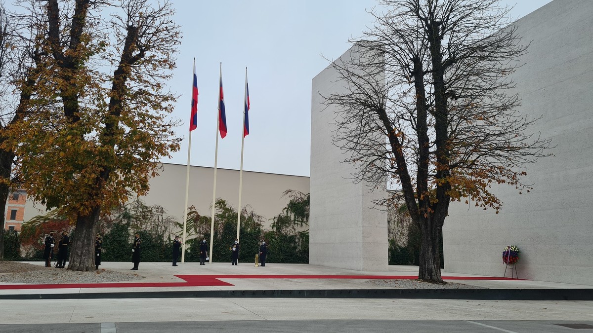 Osrednja spominska slovesnost ob dnevu spomina na mrtve, 2020<br>(Avtor: Milan Skledar)