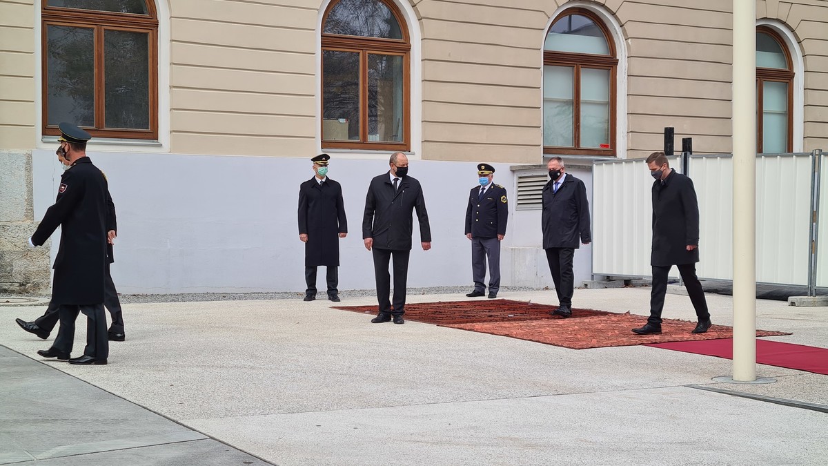 Osrednja spominska slovesnost ob dnevu spomina na mrtve, 2020<br>(Avtor: Milan Skledar)