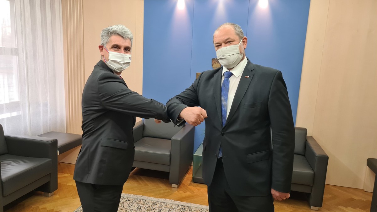 Veleposlanik Republike Slovaške v Republiki Sloveniji,Nj. eksc. gospod Peter Zeleňák in predsednik Državnega sveta RS, Alojz Kovšca<br>(Avtor: Milan Skledar)
