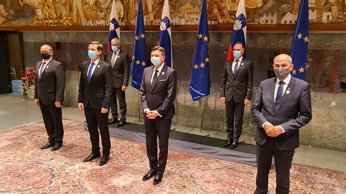 Alojz Kovšca, predsednik Državnega sveta, Igor Zorčič, predsednik Državnega zbora, Borut Pahor, predsednik Republike Slovenije in Janez Janša, predsednik Vlade na Slavnostni seji Državnega zbora ob dnevu samostojnosti in enotnosti, 23. december 2020<br>(Avtor: Milan Skledar)