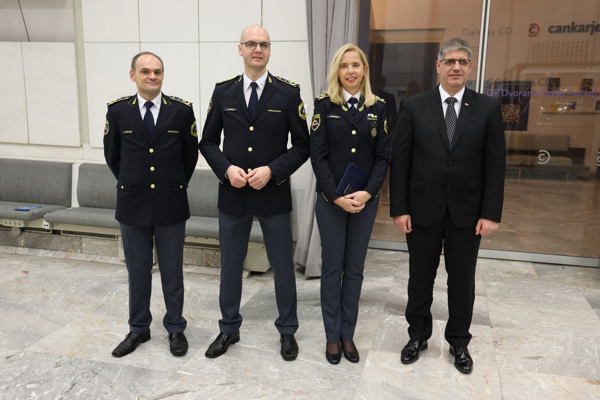 Božično-Novoletni koncert policijskega orkestra 