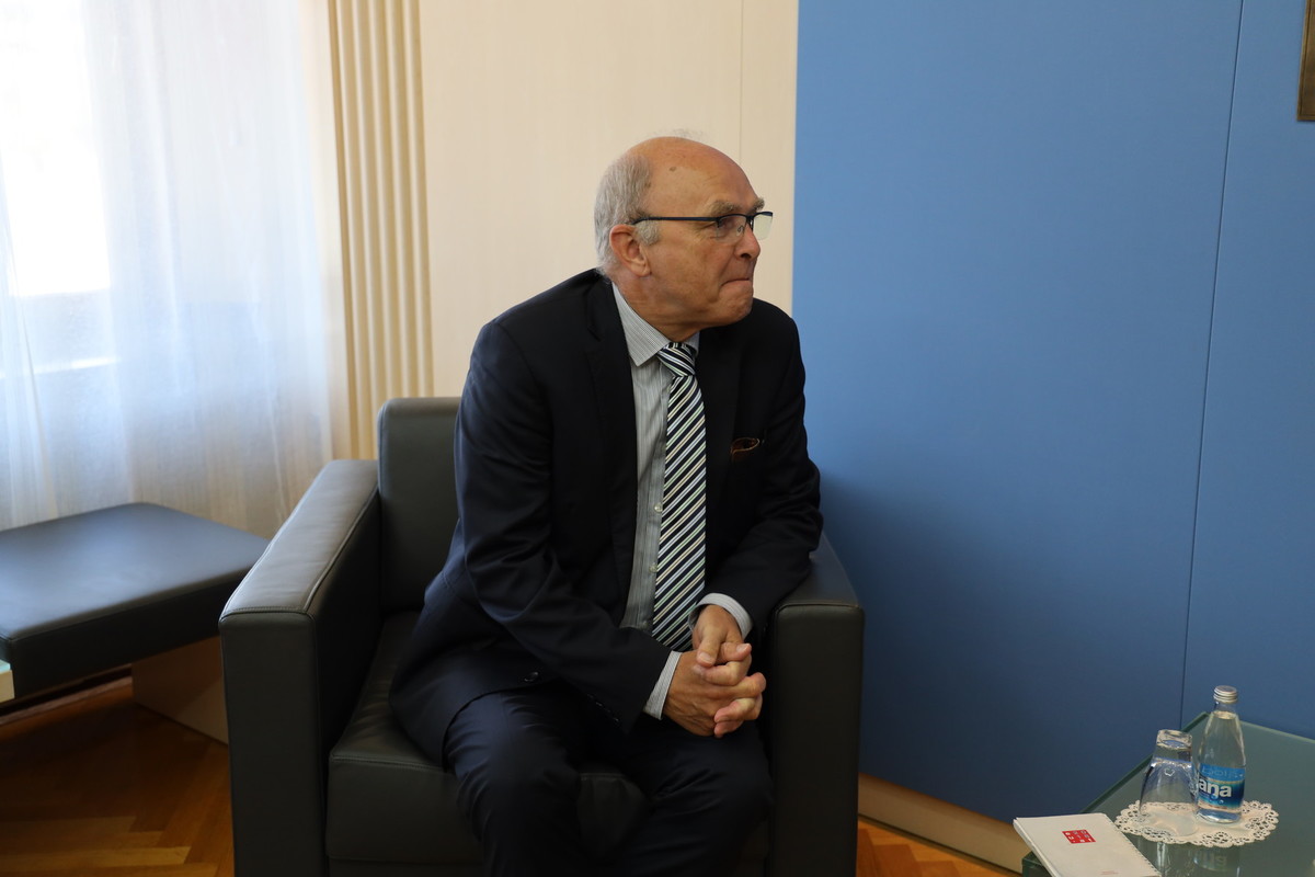 Nj. eksc., gospod Klaus Riedl, veleposlanik Zvezne republike Nemčije<br>(Avtor: Milan Skledar)