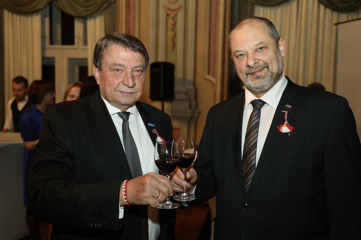 Nj. eksc. gospod Mladen Tcherveniakov in Alojz Kovšca, predsednik DS RS,  Sprejem ob dnevu državnosti Bolgarije<br>(Avtor: Milan Skledar)