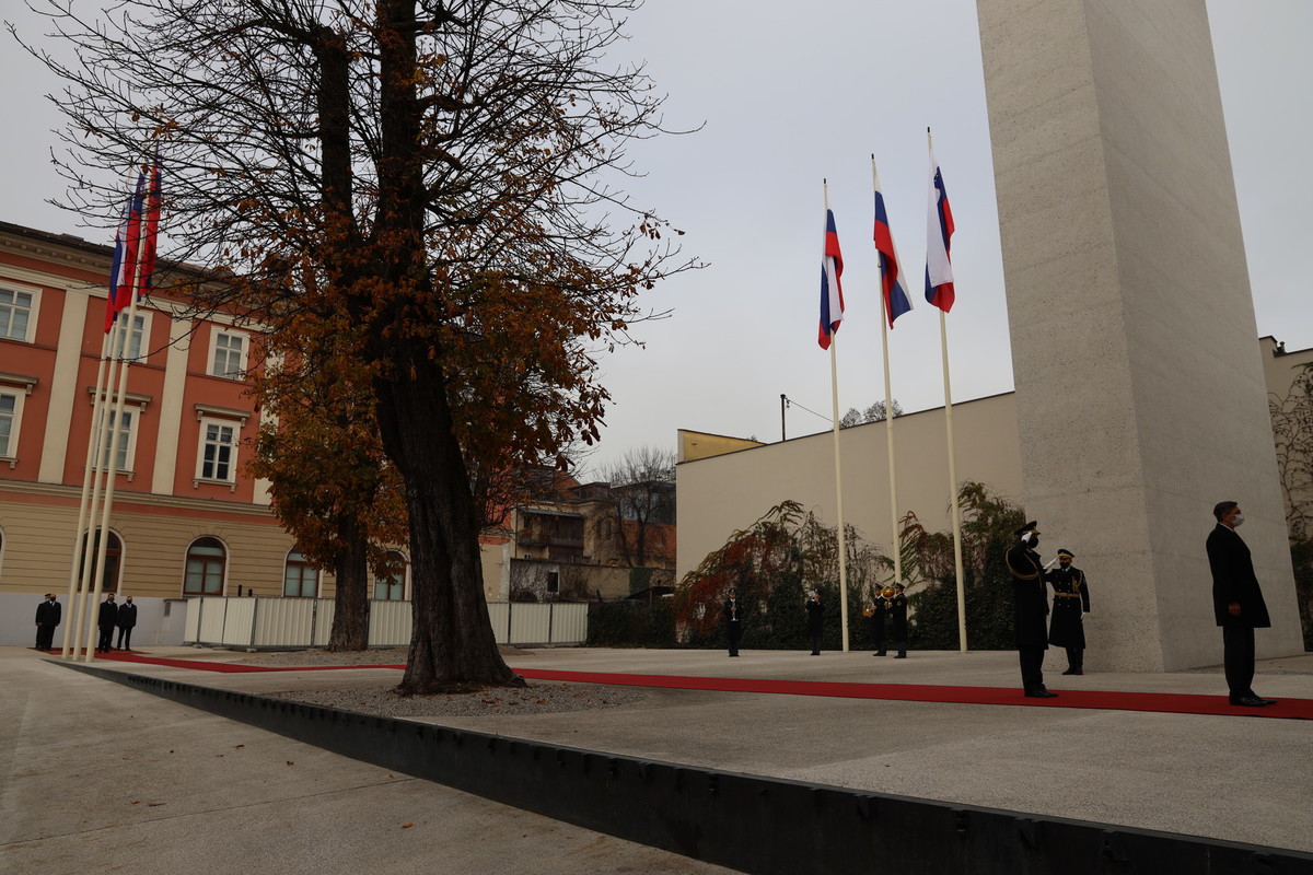 Osrednja spominska slovesnost ob dnevu spomina na mrtve, 2020<br>(Avtor: Milan Skledar)