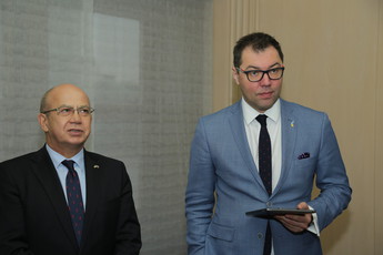 Nj. eksc. Mykhail Brodovych, veleposlanik Ukrajine v Republiki Sloveniji in Oleksii Makeiev, politični direktor Ministrstva za zunanje zadeve Ukrajine  <br>(Avtor: Milan Skledar)