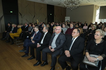 Delovno srečanje Državnega sveta s predstavniki Obrtno-podjetniške zbornice Slovenije, 2018 v Postojni<br>(Avtor: Milan Skledar)