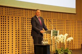 Zdravko Počivalšek, Minister za gospodarski razvoj in tehnologijo na 13. Vrhu slovenskega gospodarstva<br>(Avtor: Milan Skledar)