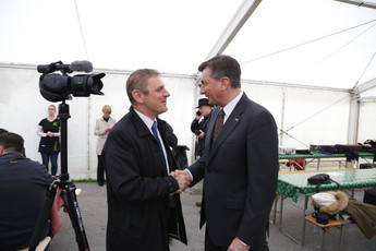 Borut Pahor, predsednik Republike Slovenije in Peter Vrisk, predsednik Zadružne zveze Slovenije<br>(Avtor: Milan Skledar)