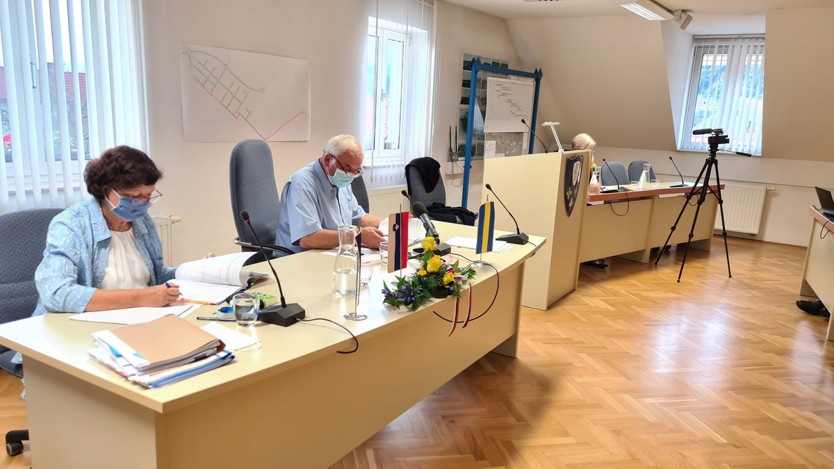 12. redna seja Občinskega sveta Občine Cerklje na Gorenjskem pod taktirko župana Franca Čebulja<br>(Avtor: Milan Skledar)