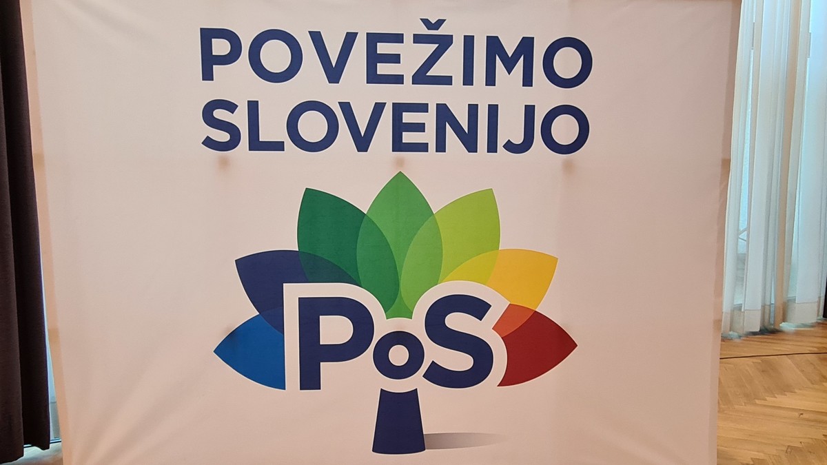 Podpis sporazuma o skupnem nastopu strank SLS, Konkretno, Zeleni Slovenije, NLS in Novi socialdemokrati na letošnjih volitvah poslancev v Državni zbor RS<br>(Avtor: Milan Skledar)