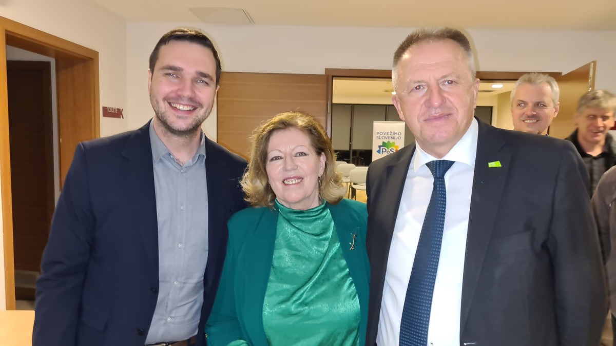 Marko Balažic, dr. Nada Pavšer, Zdravko Počivalšek,PoS. Povežimo Slovenijo - srečanje v Postojni, 4. marec 2022<br>(Avtor: Milan Skledar)