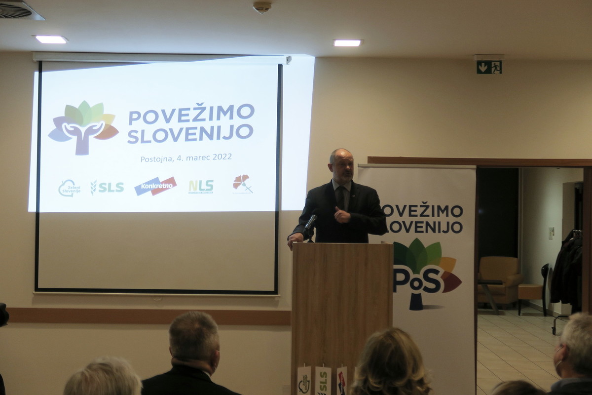 Alojz Kovšca, podpredsednik stranke Konkretno. PoS Povežimo Slovenijo - srečanje v Postojni, 4. marec 2022<br>(Avtor: Milan Skledar)