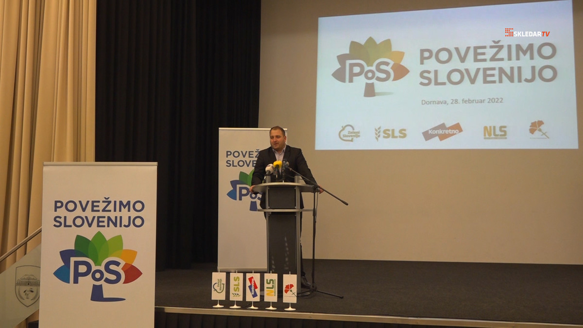 Andrej Čuš, predsednik, Zeleni Slovenije. Prihaja čas tistih, ki povezujejo. Srečanje gibanja Povežimo Slovenijo, ki gradi na povezovanju, dialogu in sodelovanju, je v ponedeljek, 28. februarja 2022, potekalo v Dornavi, ki leži na Ptujskem polju.<br>(Avtor: Milan Skledar)