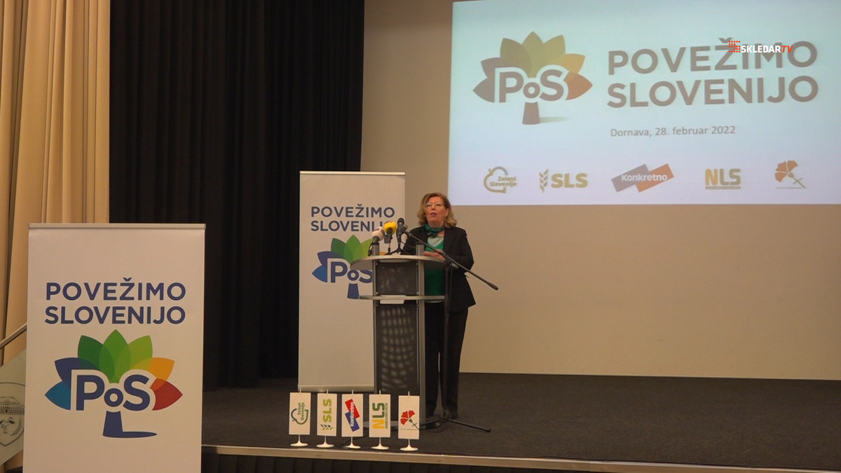 Dr. Nada Pavšer, podpredsednica, Zeleni Slovenije. Prihaja čas tistih, ki povezujejo. Srečanje gibanja Povežimo Slovenijo, ki gradi na povezovanju, dialogu in sodelovanju, je v ponedeljek, 28. februarja 2022, potekalo v Dornavi, ki leži na Ptujskem polju.<br>(Avtor: Milan Skledar)