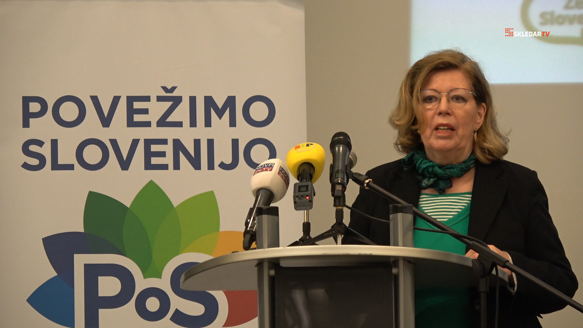 Dr. Nada Pavšer, podpredsednica, Zeleni Slovenije. Prihaja čas tistih, ki povezujejo. Srečanje gibanja Povežimo Slovenijo, ki gradi na povezovanju, dialogu in sodelovanju, je v ponedeljek, 28. februarja 2022, potekalo v Dornavi, ki leži na Ptujskem polju.<br>(Avtor: Milan Skledar)