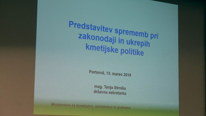 Mag. Tanja Strniša, državna sekretarka na kmetijskem ministrstvu, 45. posvet Zadružne zveze Slovenije<br>(Avtor: Milan Skledar)
