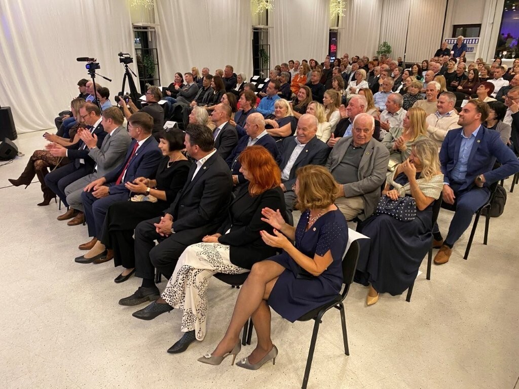 50-letnica Območne obrtno-podjetniške zbornice Ljubljana Bežigrad<br>(Avtor: Milan Skledar)