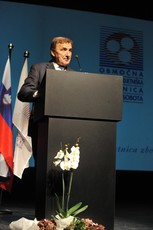 Marjan Šarec, predsednik vlade na 50. obletnici Območno obrtne-podjetniške zbornice Murska Sobota<br>(Avtor: Milan Skledar)
