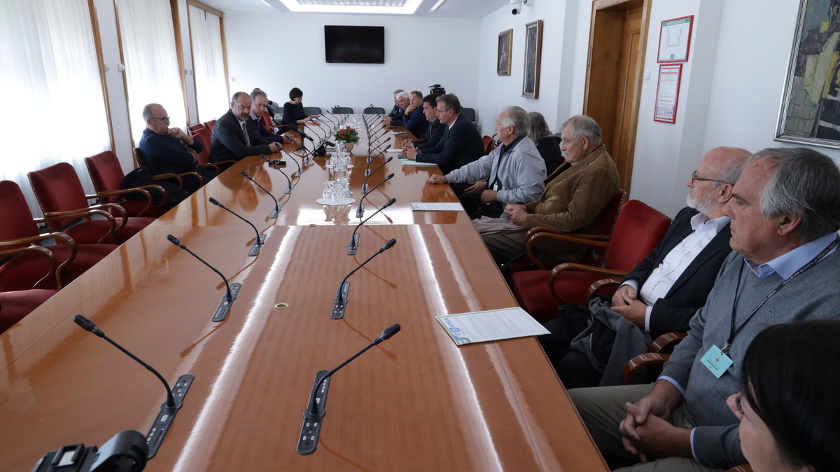 Predsednik DS Alojz Kovšca sprejel predstavnike protestnikov Rešimo Slovenijo