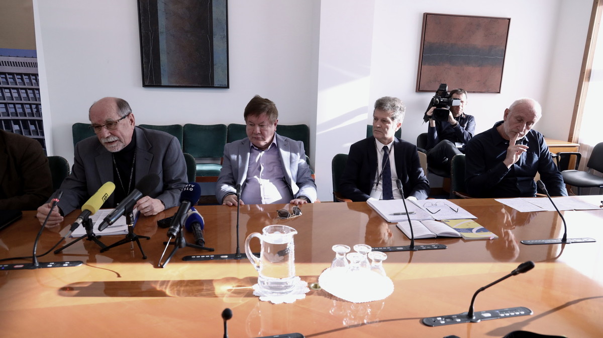Novinarska konferenca: Predstavitev predloga pristojnosti in naloge pokrajin, 2019<br>(Avtor: Milan Skledar)