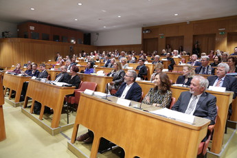 7. strateška konferenca Vrednost inovacij - Brez predaha za zdrav jutri <br>(Avtor: Milan Skledar)