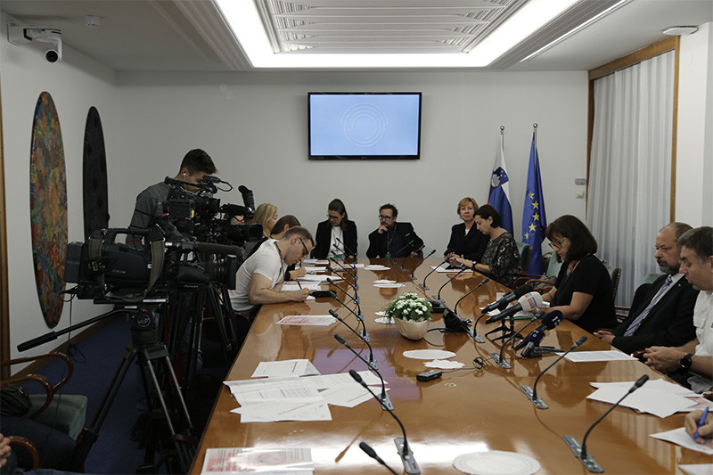 Novinarska konferenca Združenja frank in Državnega sveta RS, 6. 9. 2019 <br>(Avtor: Milan Skledar)