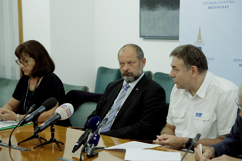 Novinarska konferenca Združenja frank in Državnega sveta RS, 6. 9. 2019 <br>(Avtor: Milan Skledar)