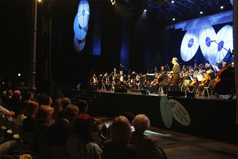 Glasbena točka na otvoritvi 31. mednarodnega festivala Imago Sloveniae in Poletja v stari Ljubljani<br>(Avtor: Milan Skledar)