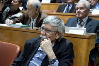 dr. Ciril Ribičič v Državnem svetu<br>(Avtor: Milan Skledar)
