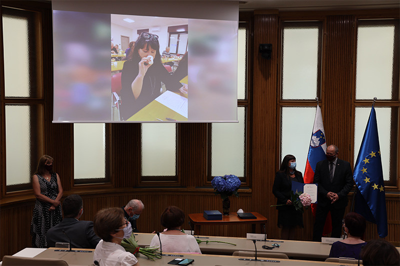 Dajana Baša,  prejemnica plakete najzaslužnejšim prostovoljkam in prostovoljcem za leto 2020. Podelitev plaket najzaslužnejšim prostovoljkam in prostovoljcem za leto 2020<br>(Avtor: Milan Skledar)