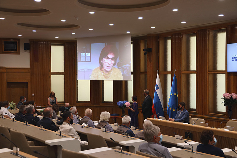 Podelitev plaket najzaslužnejšim prostovoljkam in prostovoljcem za leto 2020<br>(Avtor: Milan Skledar)