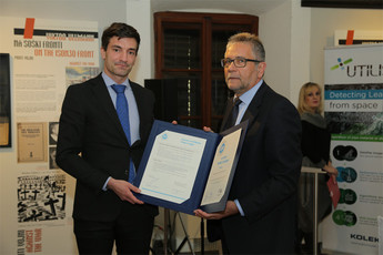 Posvet - Pijmo vodo iz pipe<br>(Avtor: Milan Skledar)