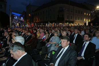 Kulturni dogodek na Kongresnem trgu ob počastitvi dneva državnosti<br>(Avtor: Milan Skledar)