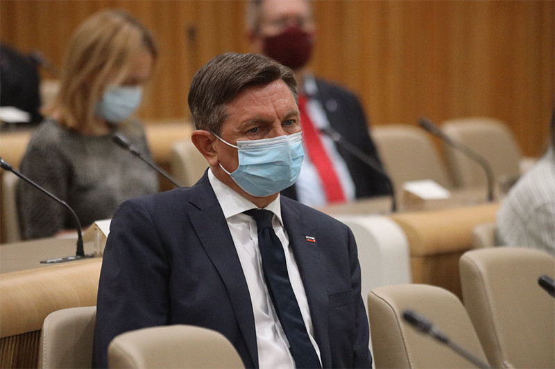 Borut Pahor, predsednik RS, Slavnostna seja Državnega sveta v počastitev 30-letnice slovenske državotvornosti<br>(Avtor: Milan Skledar)