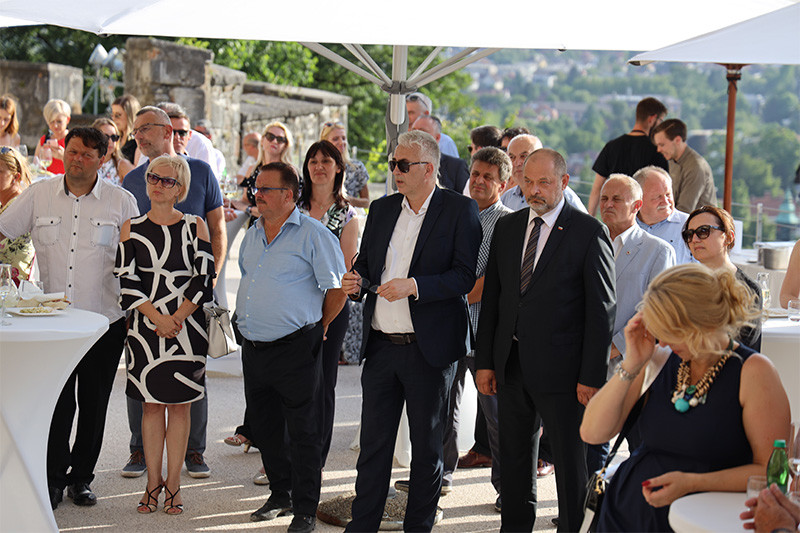  Poletni sprejem Obrtno-podjetniške zbornice Slovenije<br>(Avtor: Milan Skledar)